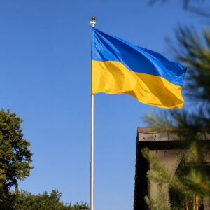 ФЛАГШТОК ТА ПРАПОР УКРАЇНИ